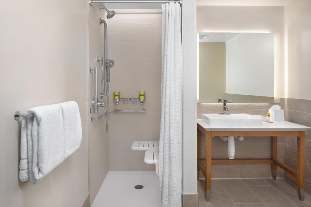 Element by Marriott Bloomington Mall of America — 3