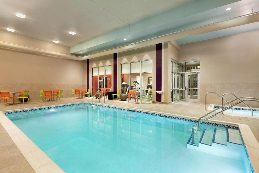 Home2 Suites by Hilton Minneapolis Bloomington — 4