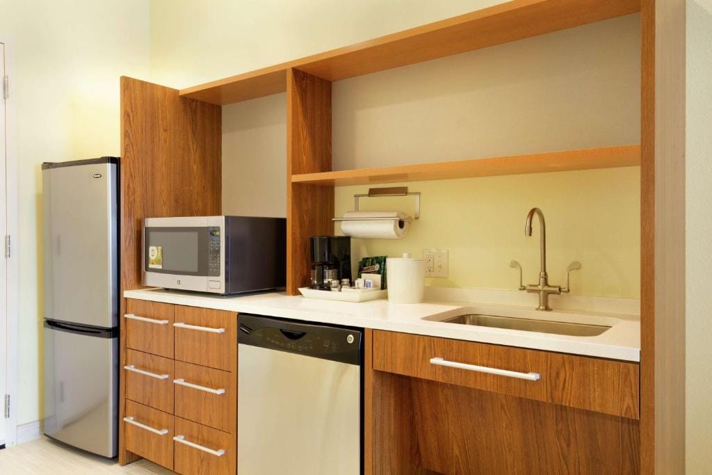 Home2 Suites by Hilton Minneapolis Bloomington — 5