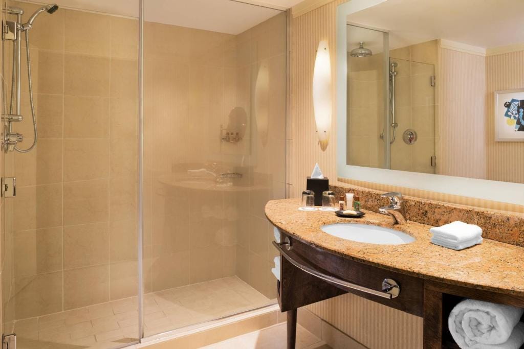 Sheraton Bloomington — 3
