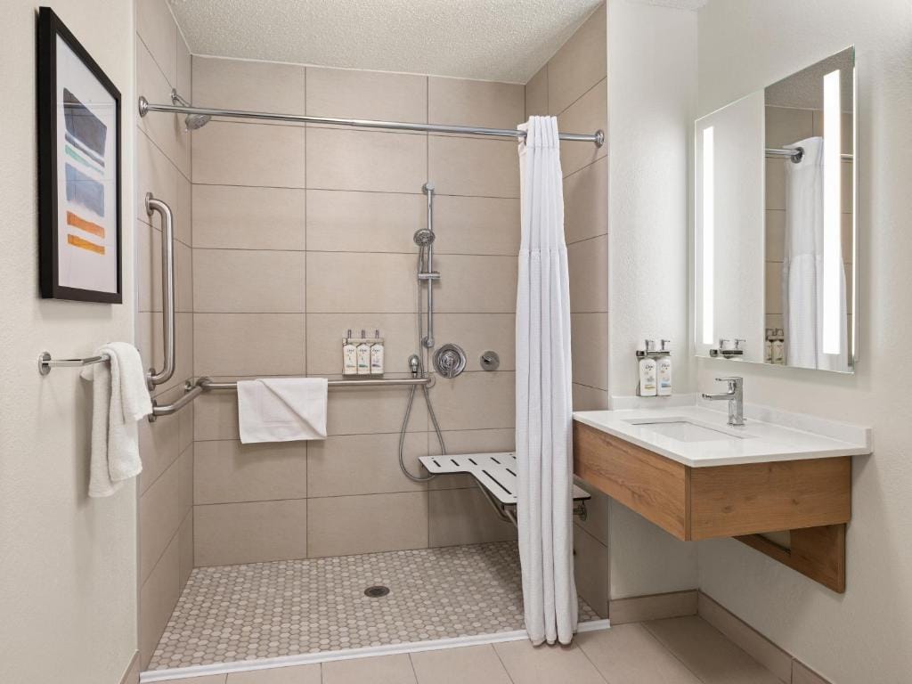 Staybridge Suites Minneapolis-Bloomington by IHG — 2