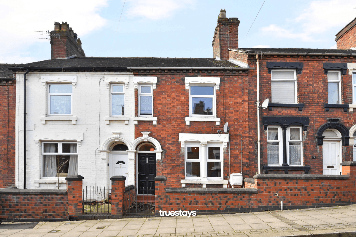 Gilman House by Truestays | Short Term Accommodation Hanley, Stoke-on-Trent — 5