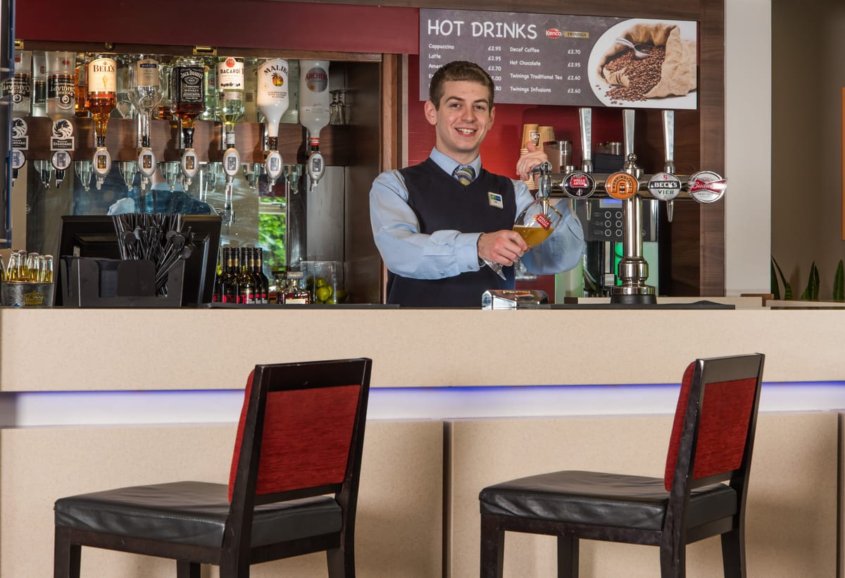 Holiday Inn Express Stoke on Trent by IHG — 2