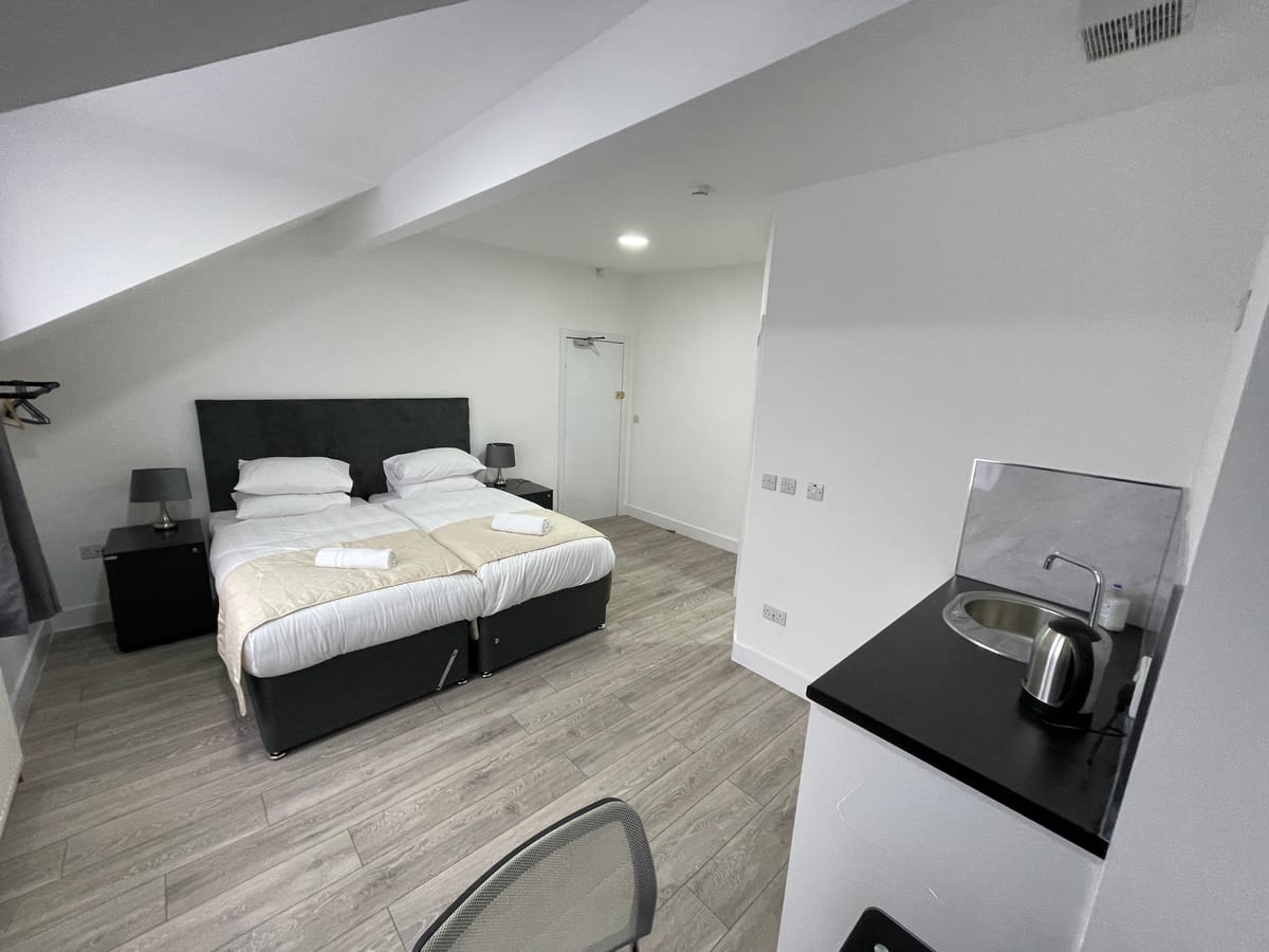ISUITES Serviced Accommodation — 1
