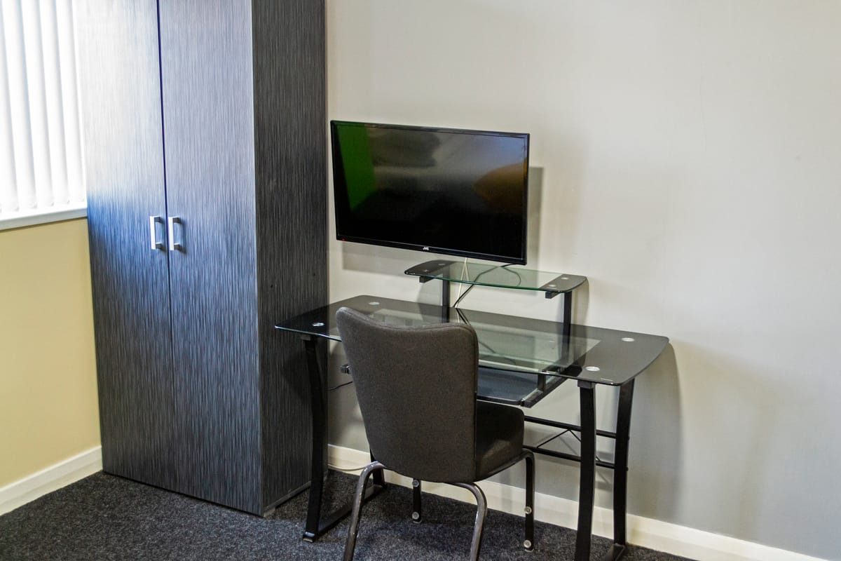 Lymedale Suites - Aparthotel — 4