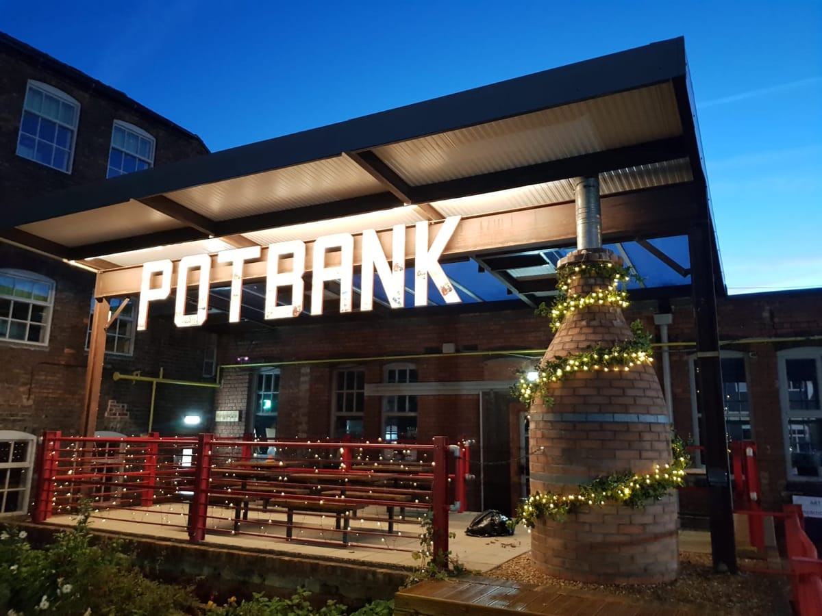 Potbank Aparthotel — 1