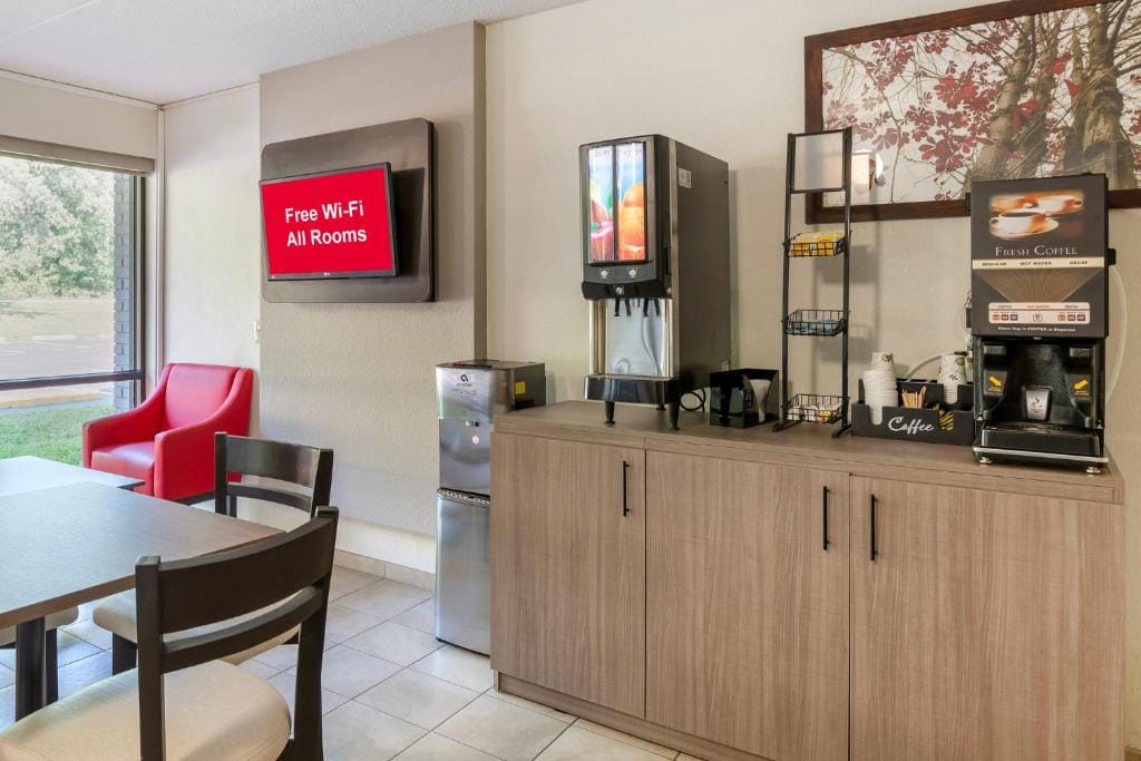 Red Roof Inn Doswell - Kings Dominion — 5