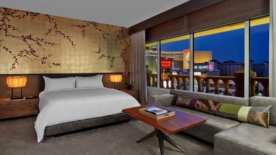 Caesars Palace — 4