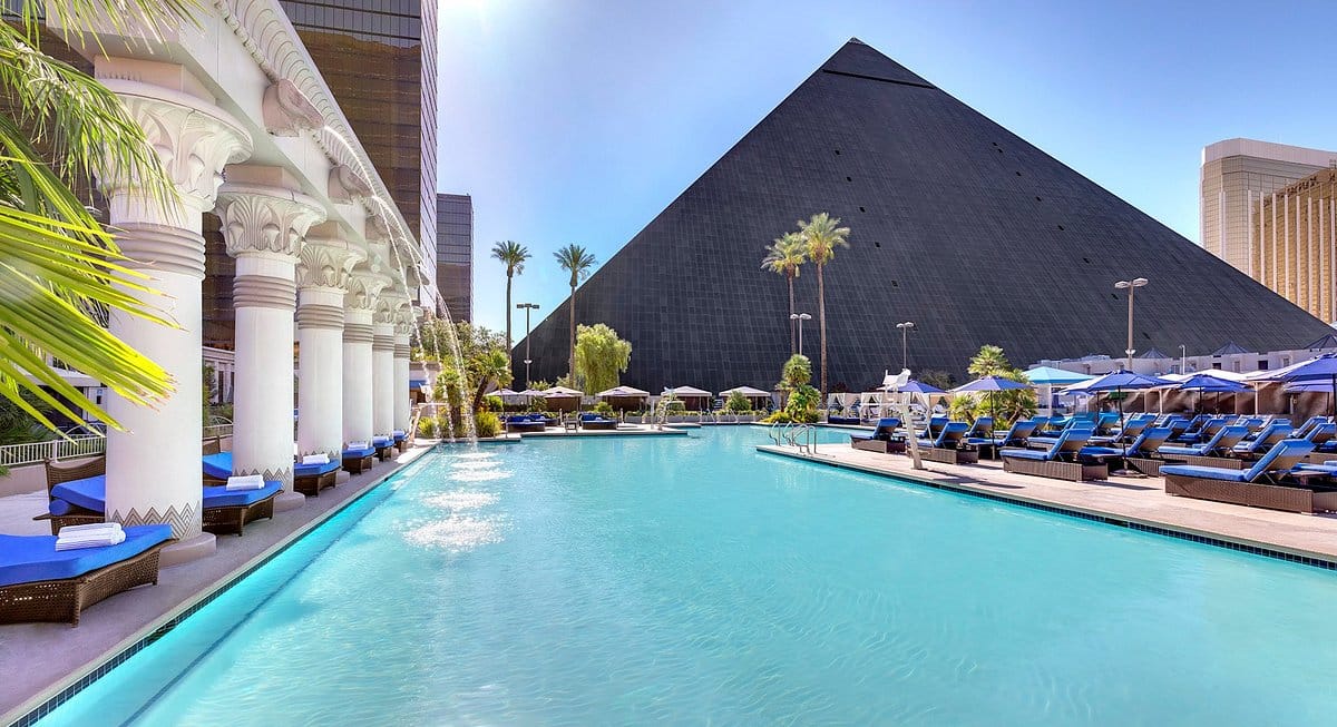 Luxor Hotel & Casino — 2