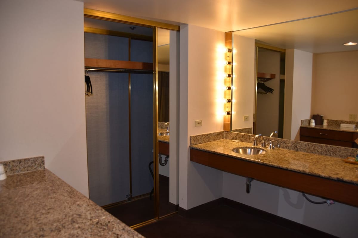 Rio Hotel & Casino — 3