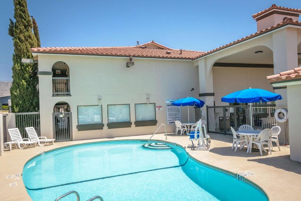 Best Western Sunland Park Inn — 4