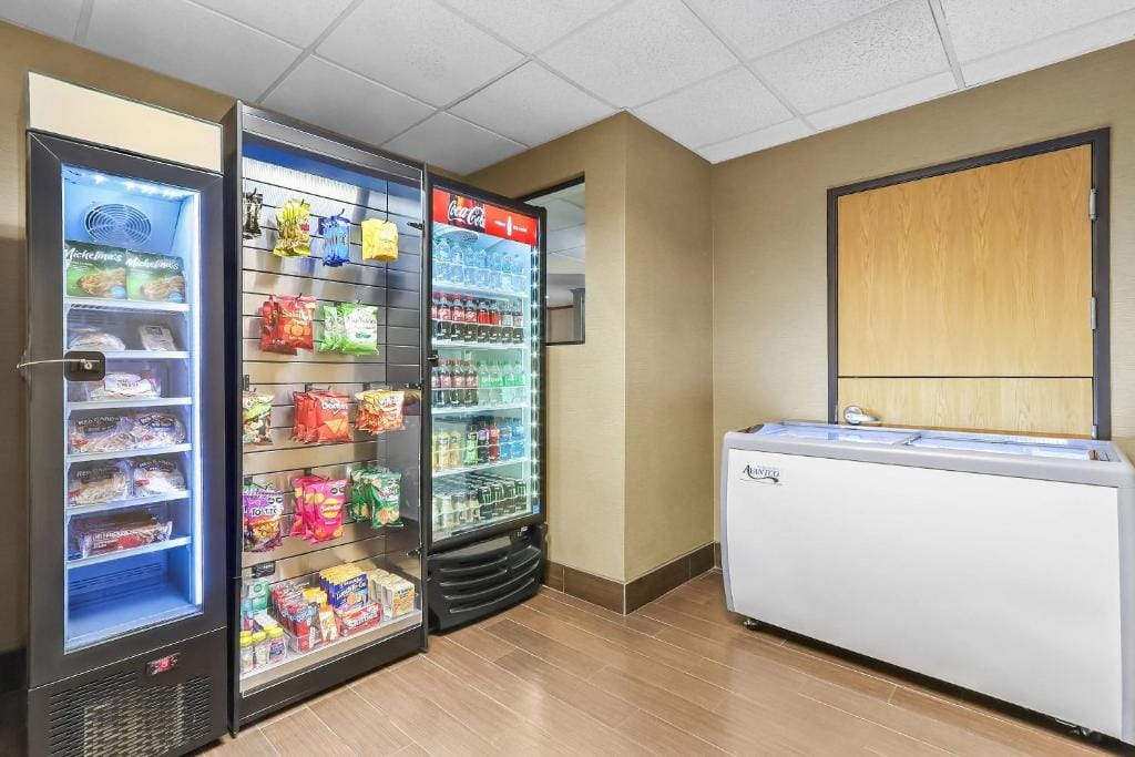 Comfort Suites El Paso West — 5