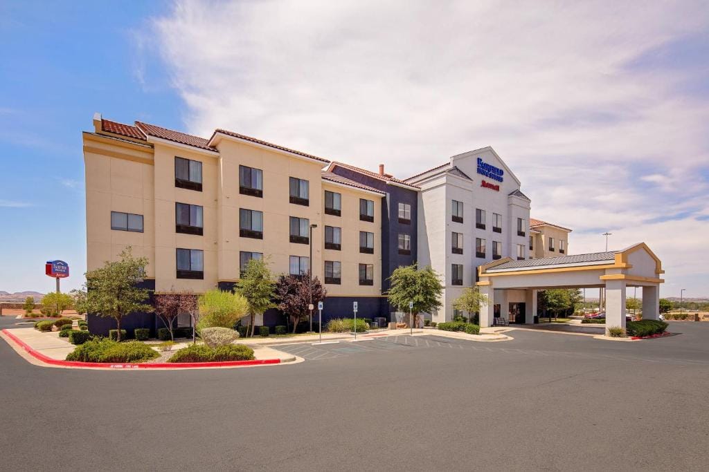 Fairfield Inn and Suites by Marriott El Paso — 1