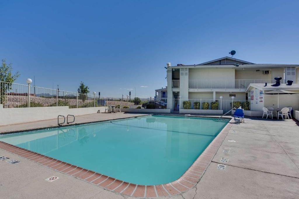 Motel 6-El Paso, TX - West — 3
