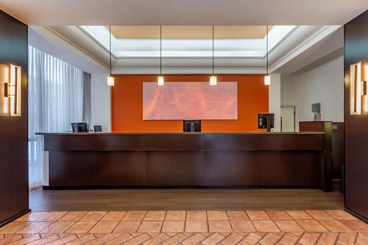 Best Western The Plaza Hotel Honolulu Airport — 3