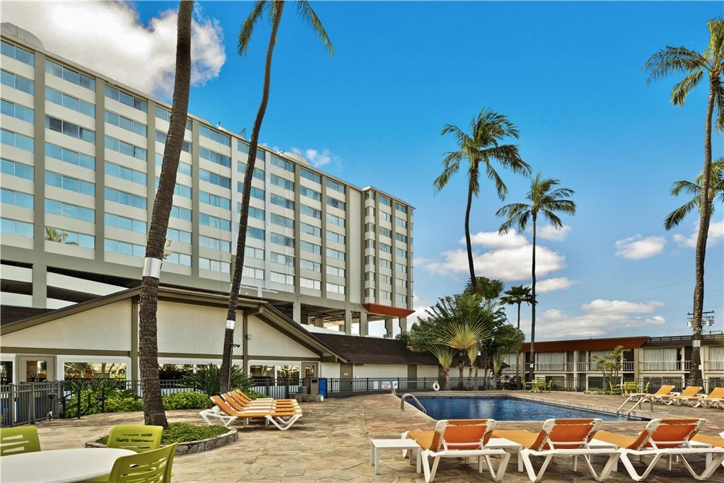 Best Western The Plaza Hotel Honolulu Airport — 5