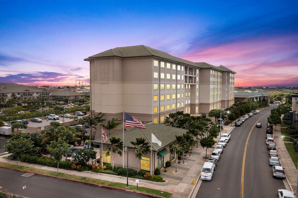 Embassy Suites by Hilton Oahu Kapolei — 4