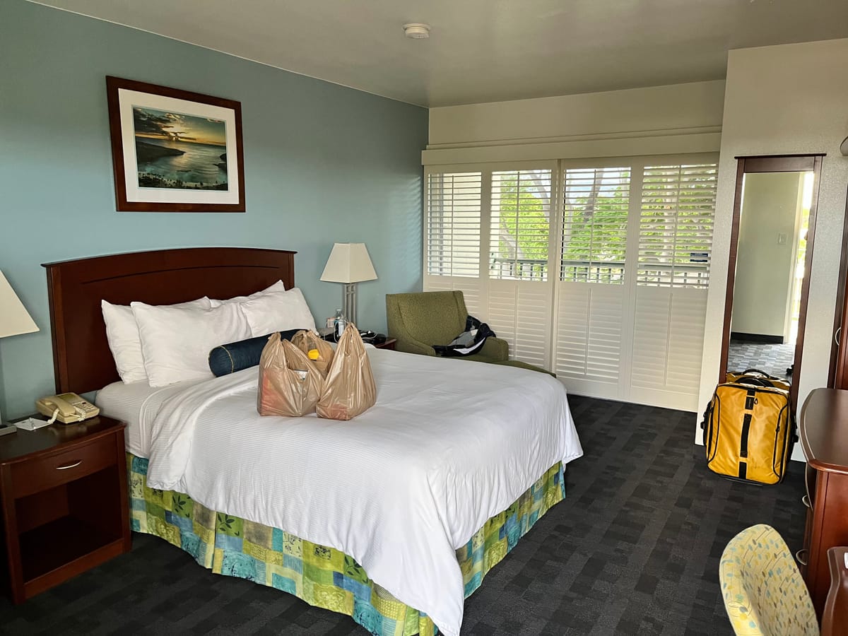 Hale Alii Lodging — 1