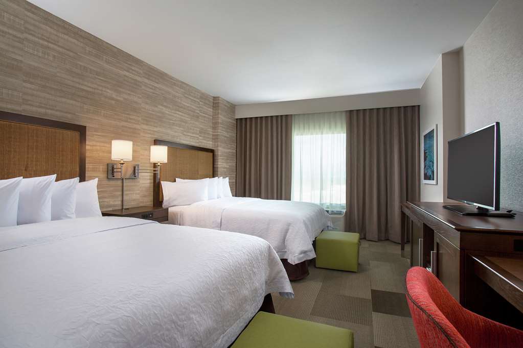 Hampton Inn & Suites Oahu/Kapolei — 1