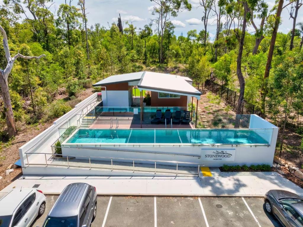Dream World Escape 4BR Oxenford - Pool, Gym BBQ — 3