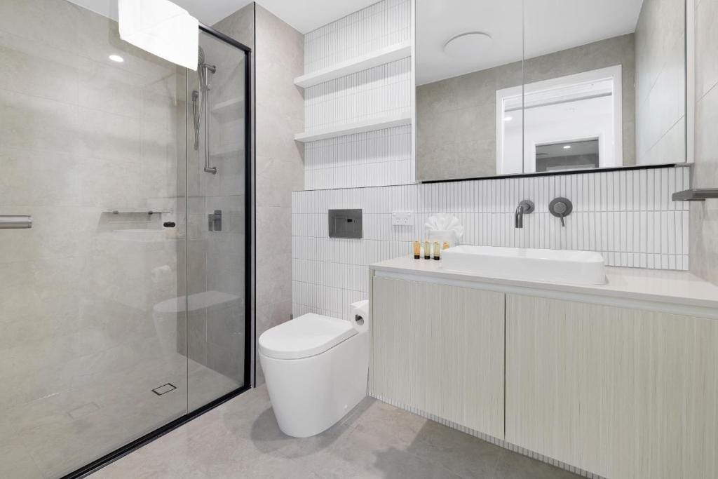 The Residences at The Peninsula — 5