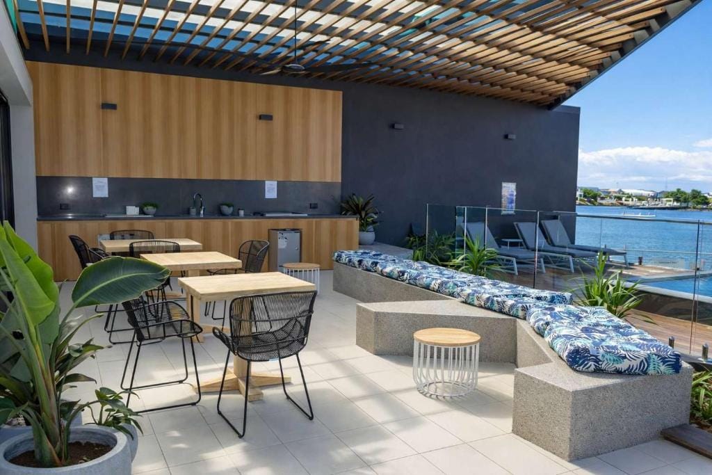 Waterview Hope Island House — 3