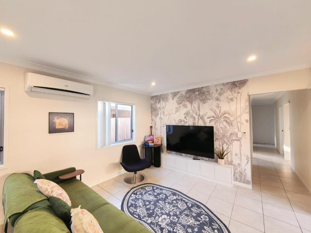 4b2b Coomera Comfort Lodge Near Theme Park & Westfield — 5