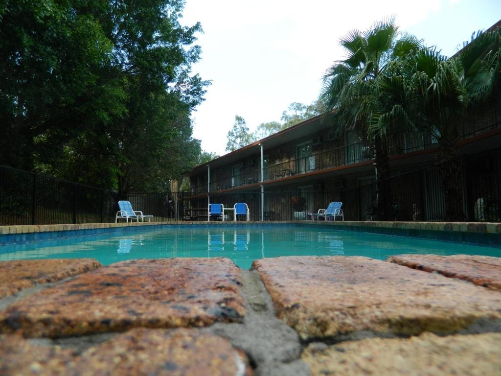 Coomera Motor Inn — 1