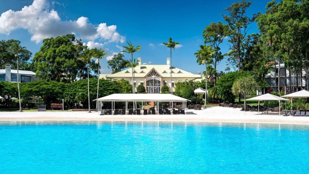 InterContinental Sanctuary Cove Resort by IHG — 1
