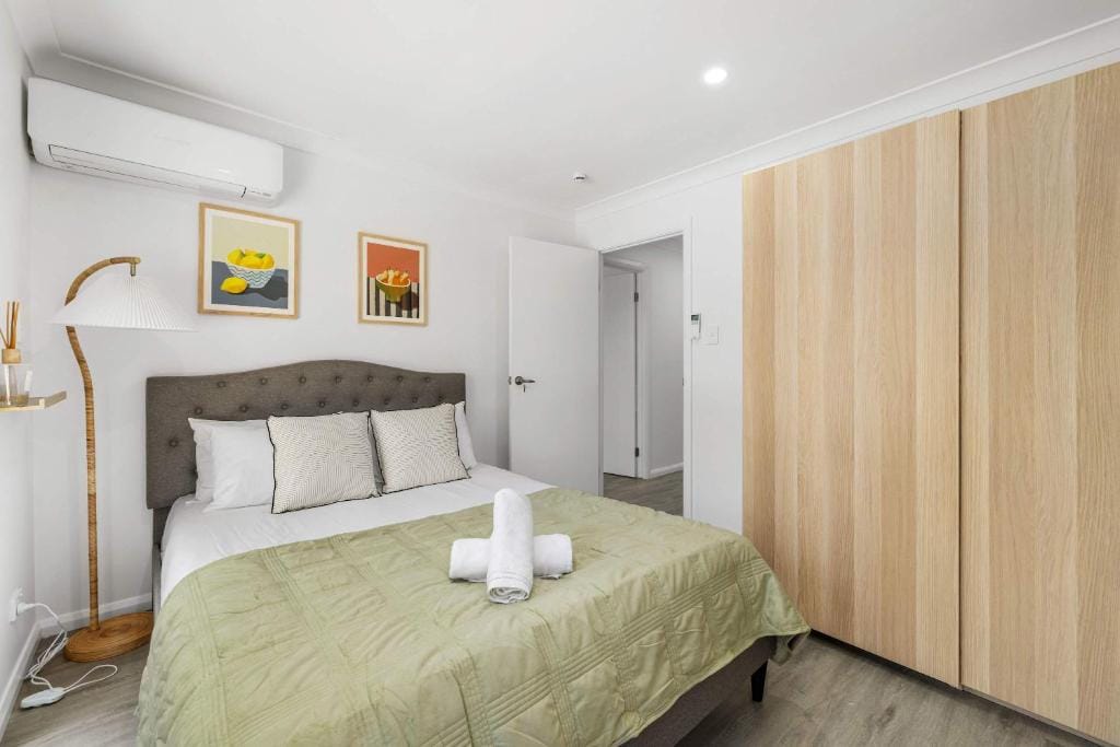 New 2BR GrannyFlat Near Movie World Wet'Wild Pool — 2