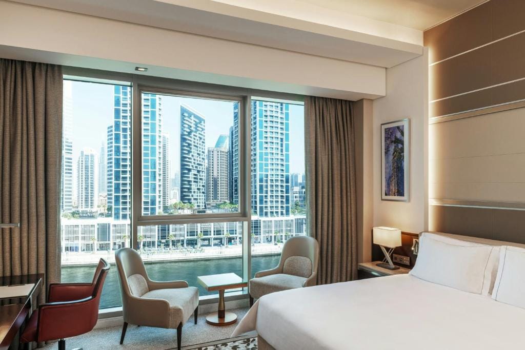 Renaissance Business Bay Hotel, Dubai — 1