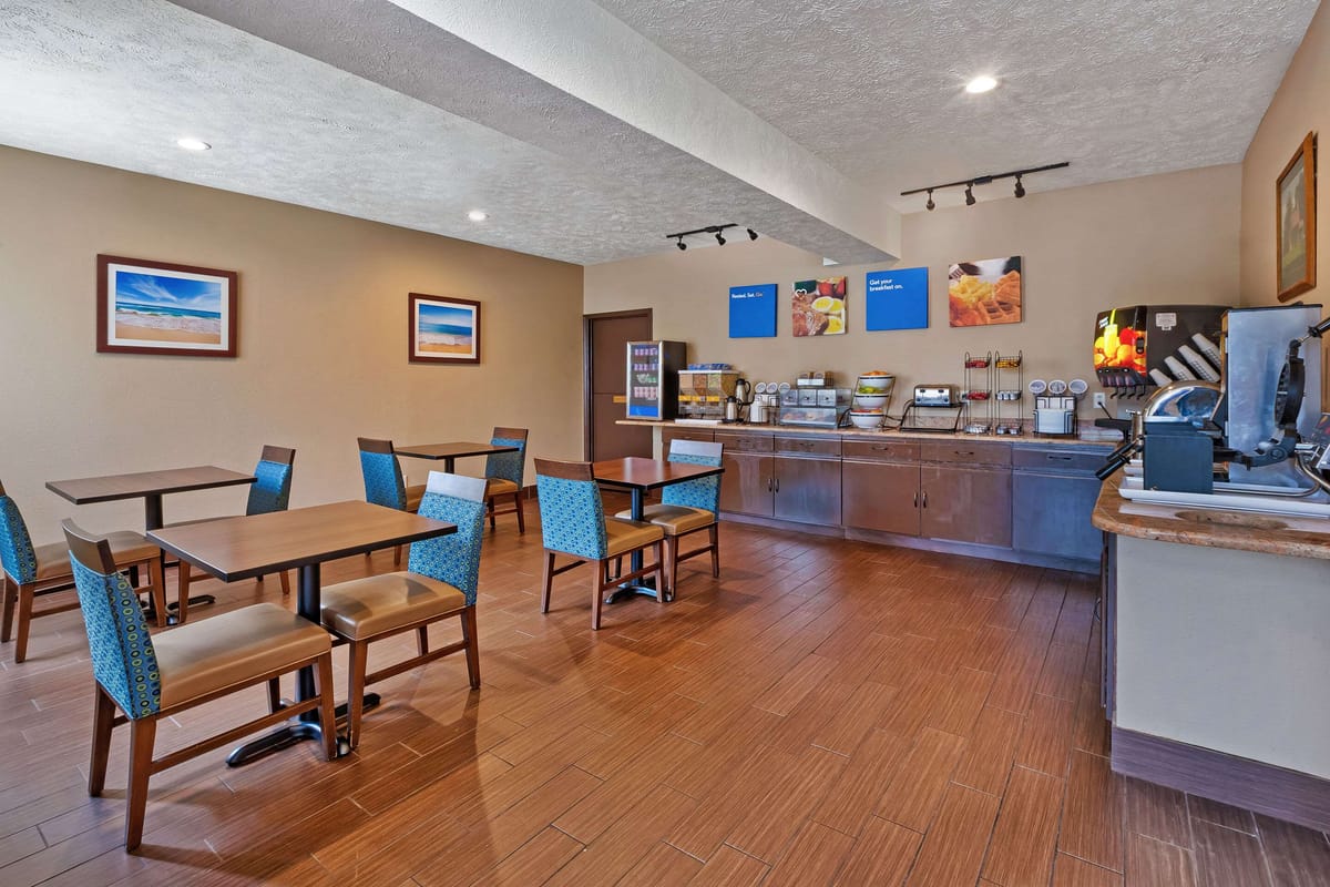 Comfort Inn Whitehall — 3