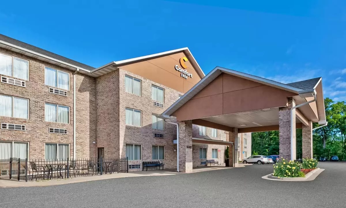 Comfort Inn Whitehall — 4