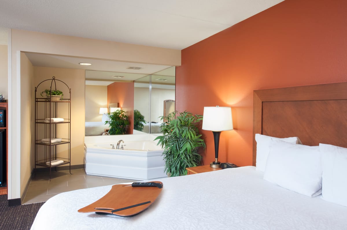 Hampton Inn Muskegon — 1
