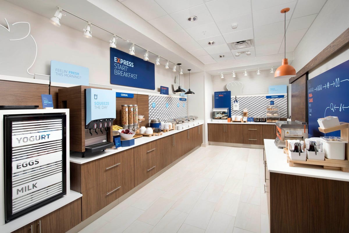 Holiday Inn Express & Suites Muskegon - Grand Haven by IHG — 3