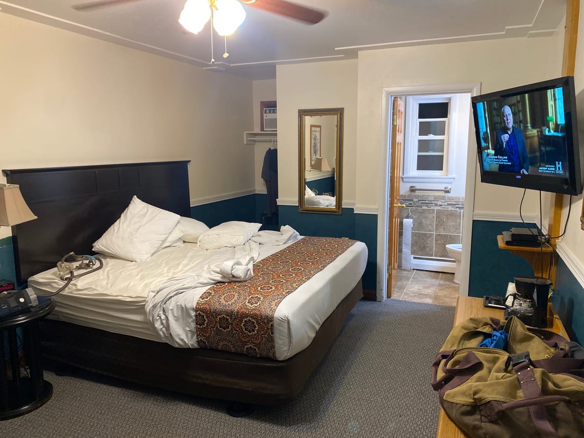 Montgomery Inn and Suites — 3