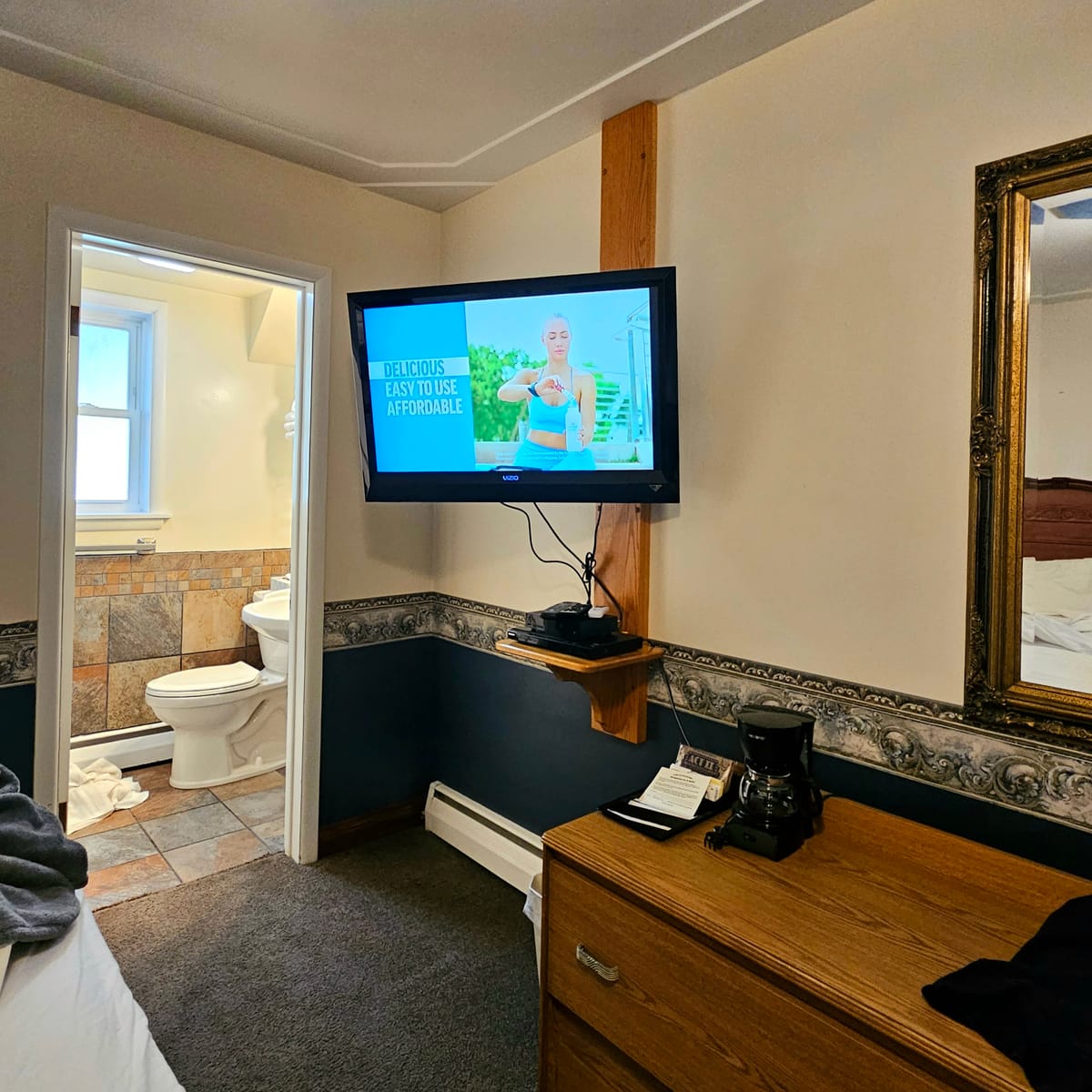 Montgomery Inn and Suites — 4