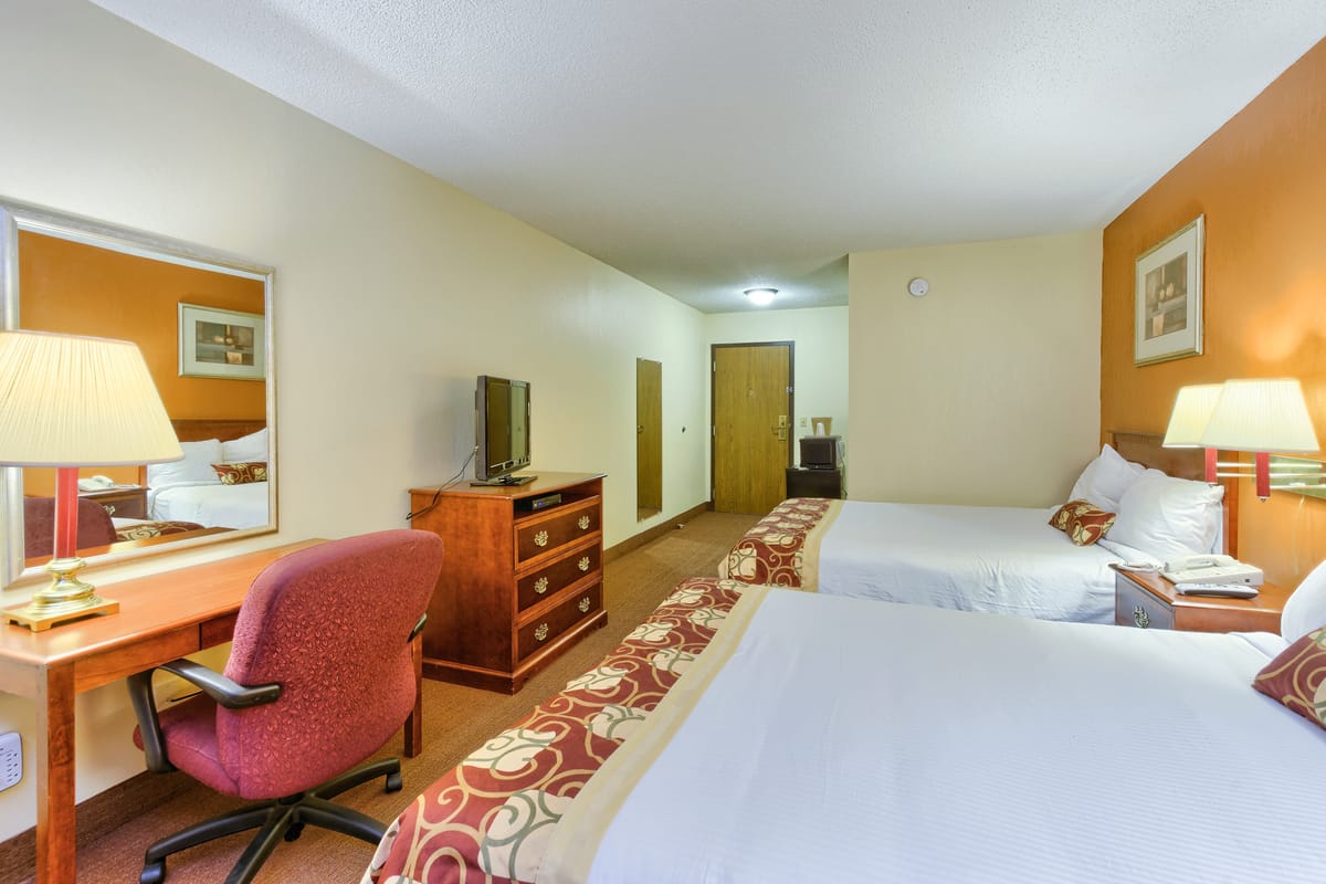 Rodeway Inn Muskegon Airport — 3