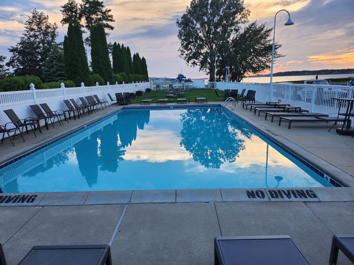 Shoreline Inn & Conference Center, an Ascend Collection Hotel — 1