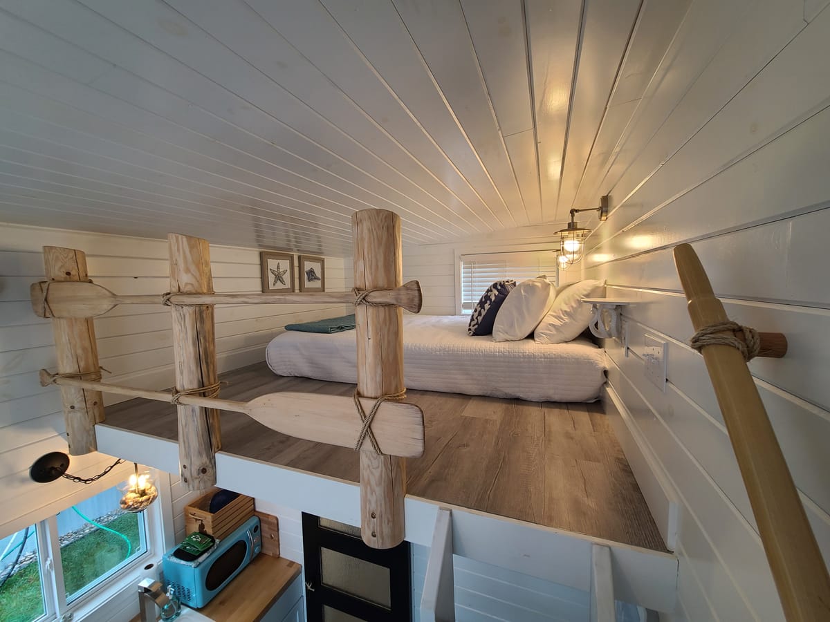 Tiny Digs Lakeshore — 2