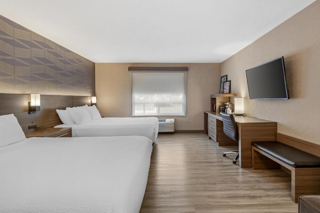 Best Western Plus West Edmonton — 1