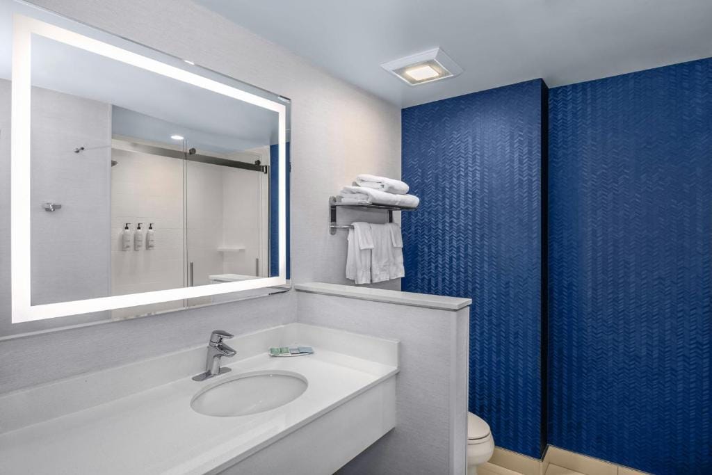 Fairfield by Marriott Edmonton North — 3