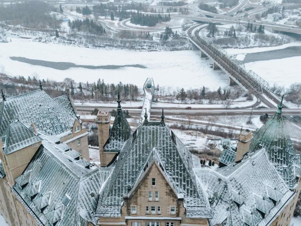 Fairmont Hotel Macdonald — 5
