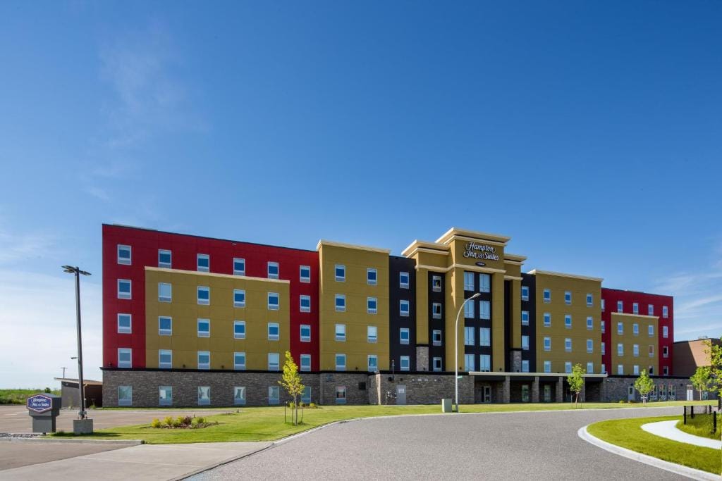 Hampton Inn & Suites Edmonton St. Albert, Ab — 5