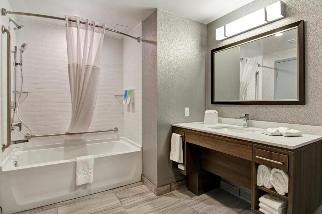 Home2 Suites By Hilton Edmonton South — 3