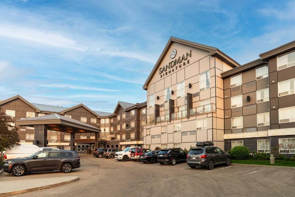 Sandman Signature Edmonton South Hotel — 1