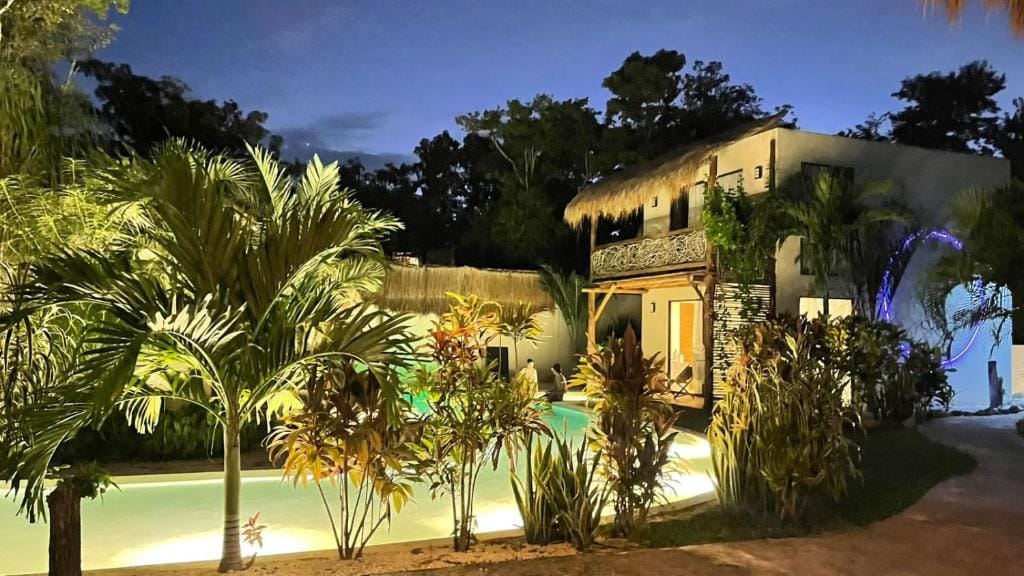 Villas AHAL, — 1