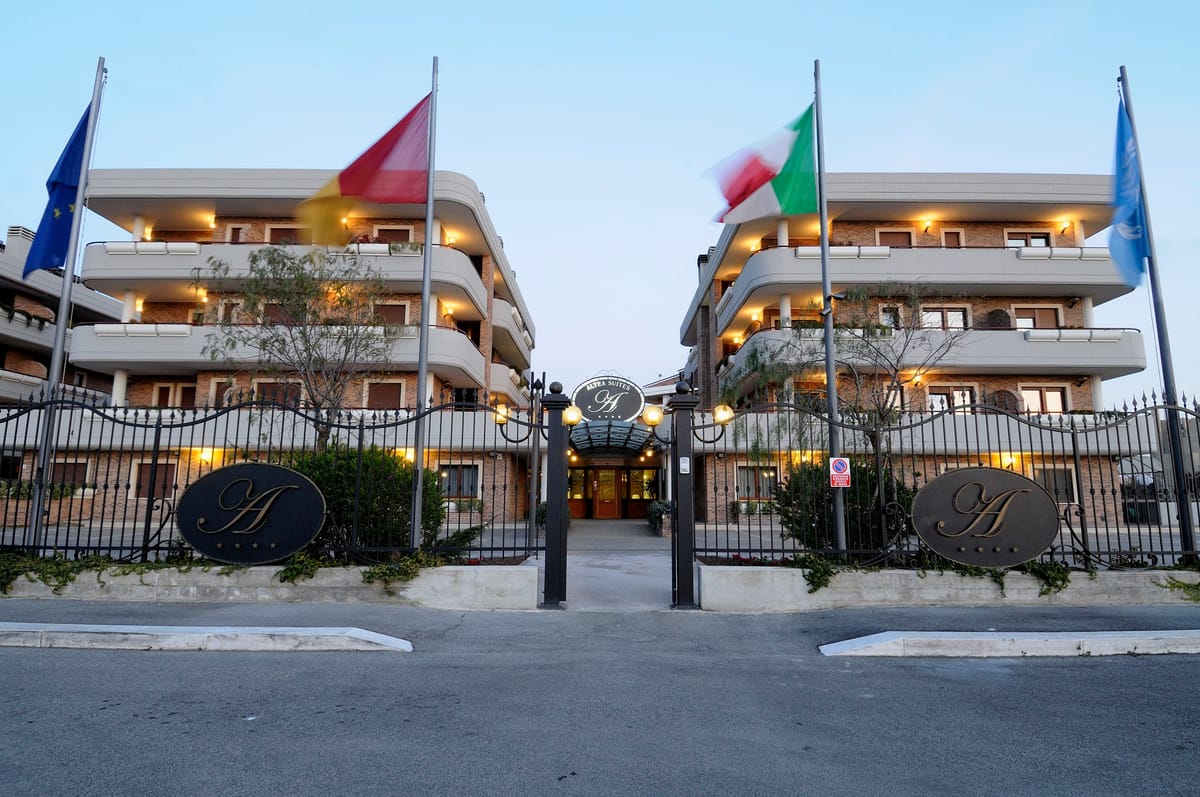 Altea Suites Hotel Residence — 1