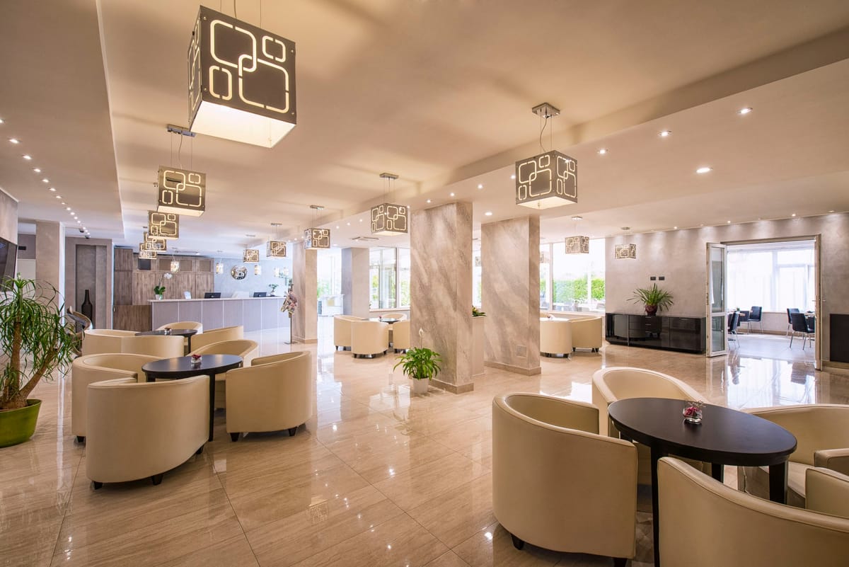 SIMON HOTEL POMEZIA — 1
